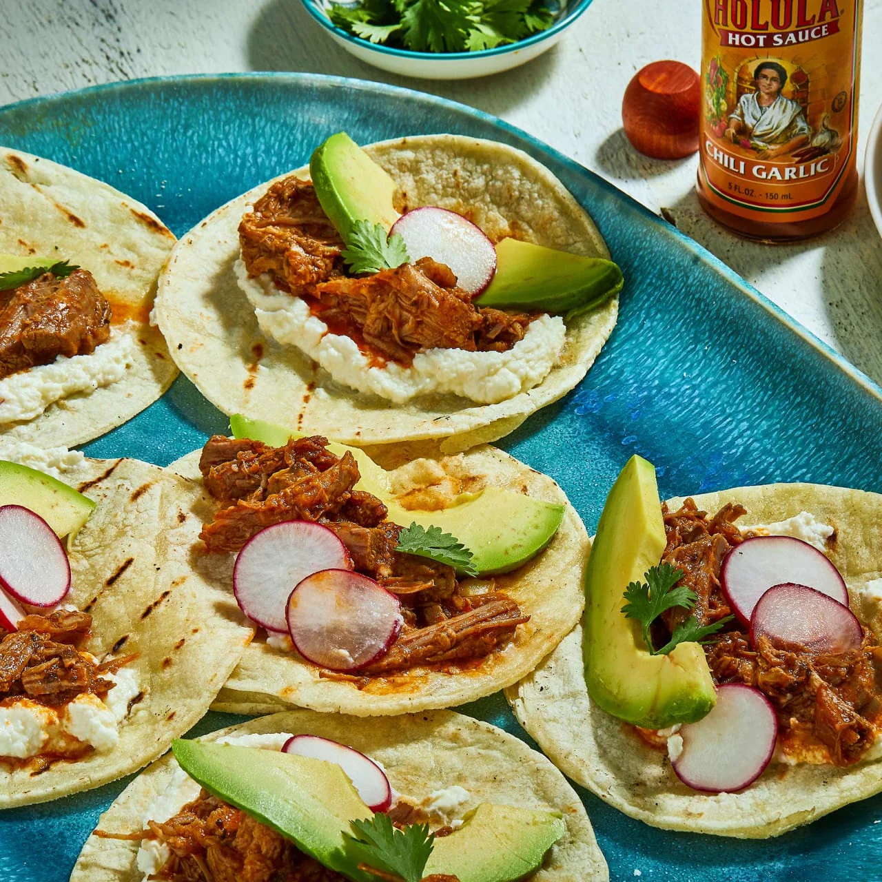 Cholula® Chili Garlic Hot Sauce, 5 fl oz - Image 4