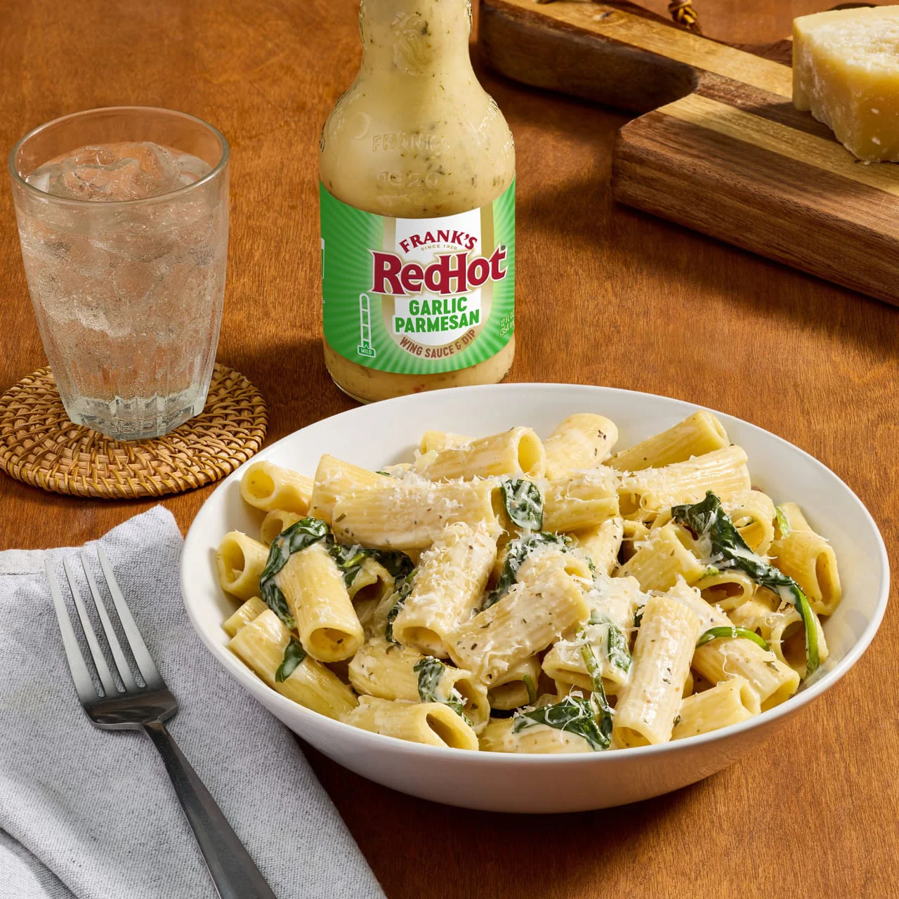 Frank's RedHot® Garlic Parmesan Wing Sauce, 12.0 fl oz - Image 12