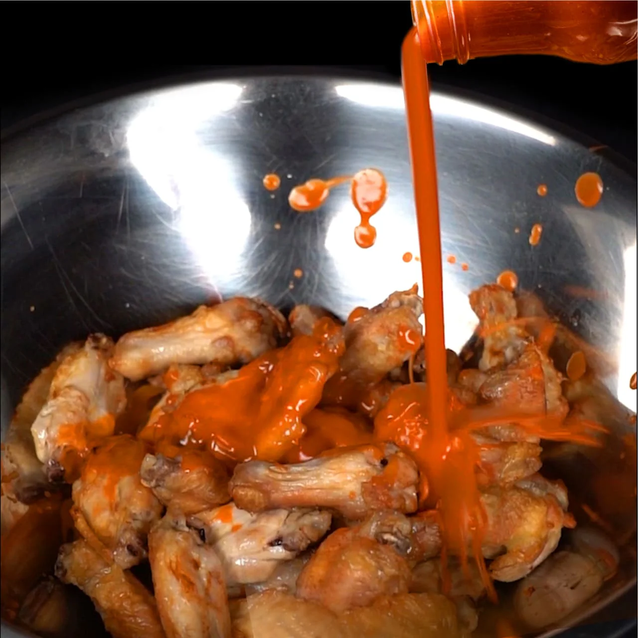 Frank's RedHot® Hot Buffalo Wings Hot Sauce, 12 fl oz (2-Pack) - Image 6