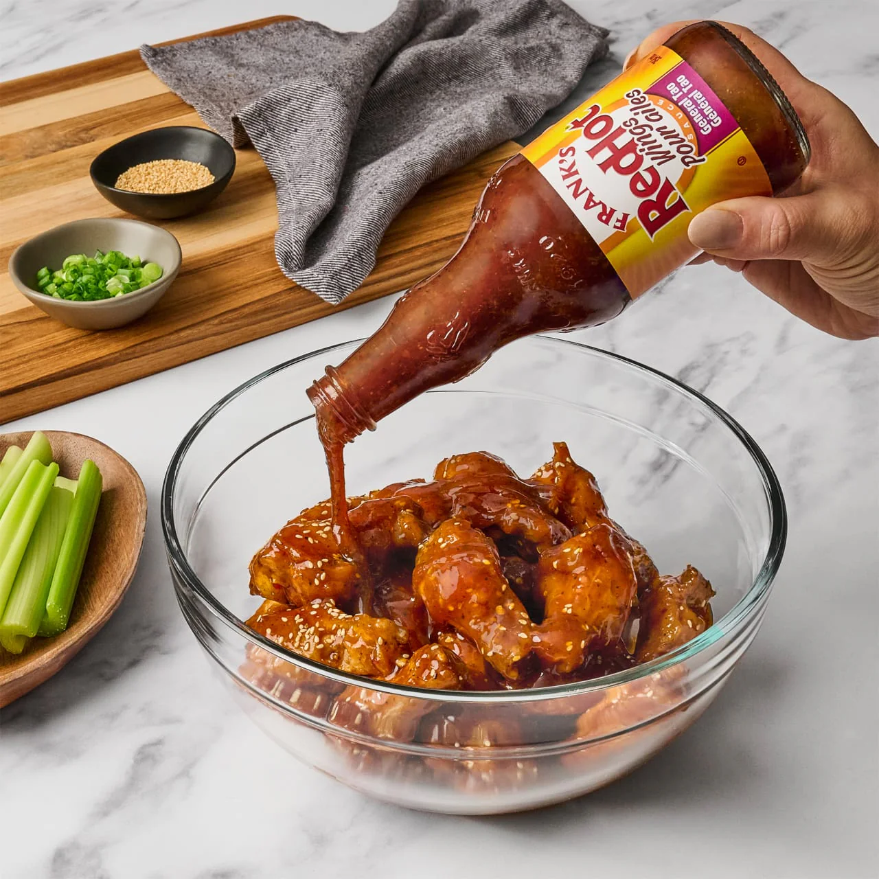 Frank's RedHot® General Tso Wings Sauce, 12 fl oz - Image 6