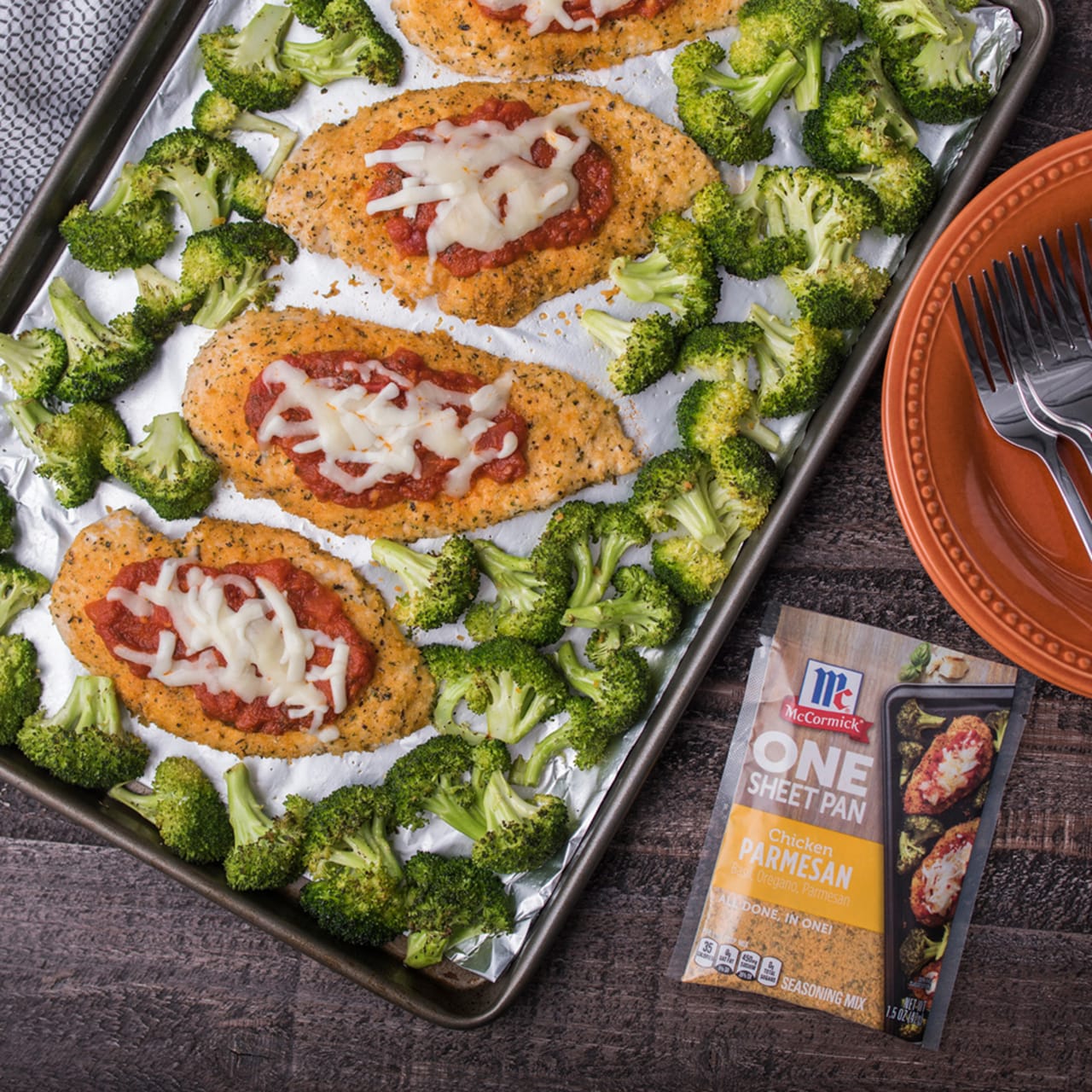 McCormick® Chicken Parmesan One Sheet Pan Seasoning Mix, 1.5 oz - Image 2