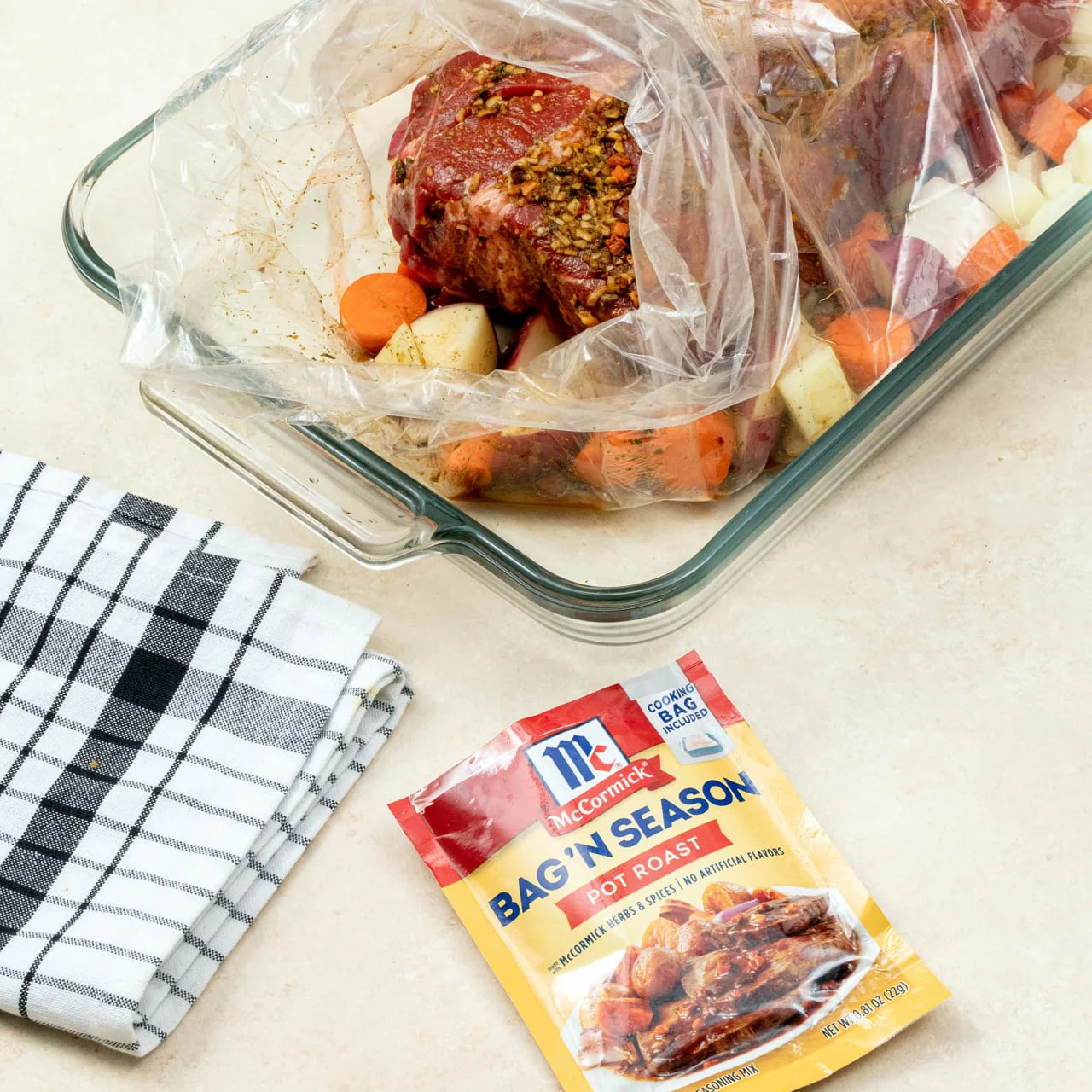 McCormick® Bag 'n Season® Pot Roast Cooking & Seasoning Mix, 0.81 oz (6-Pack) - Image 6