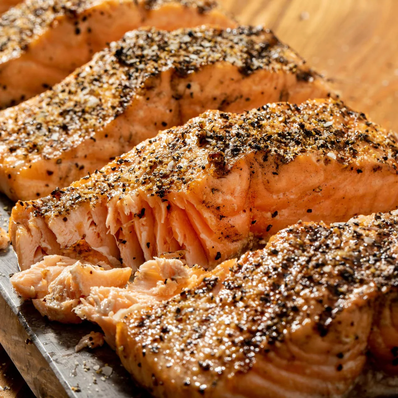McCormick® Grill Mates® Coarse Black Pepper & Flake Salt Seasoning, 5.71 oz - Image 2