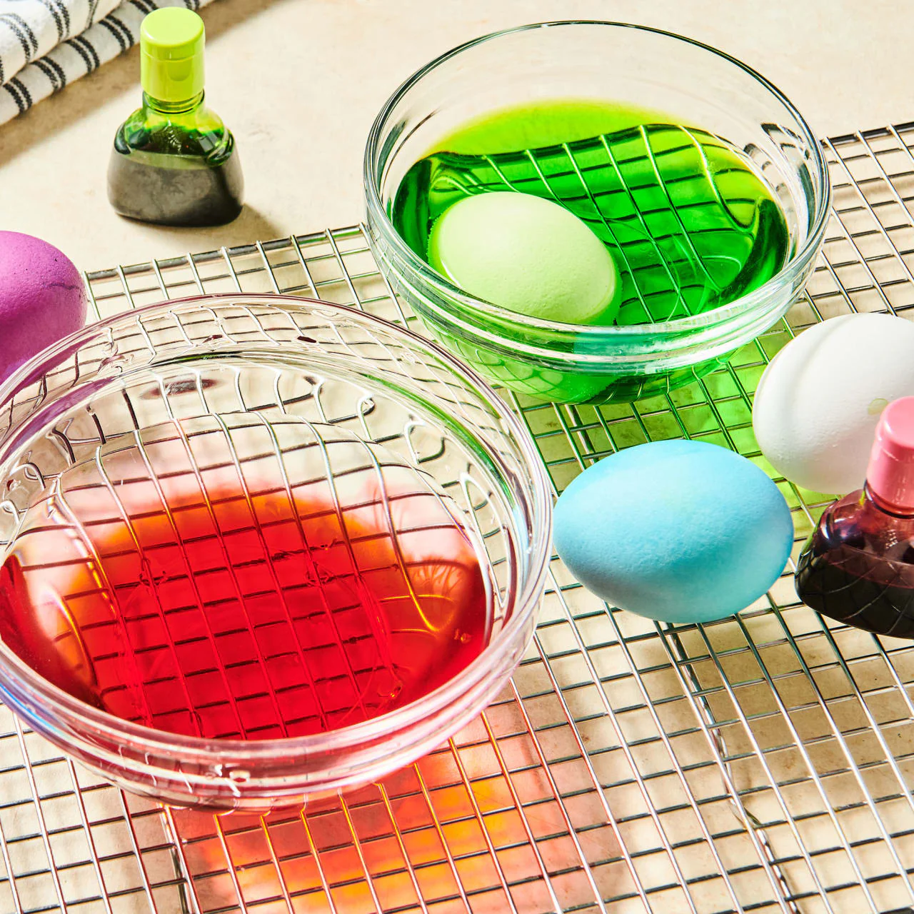 McCormick® Neon Food Colors & Egg Dye, 1.5 fl oz - Image 2