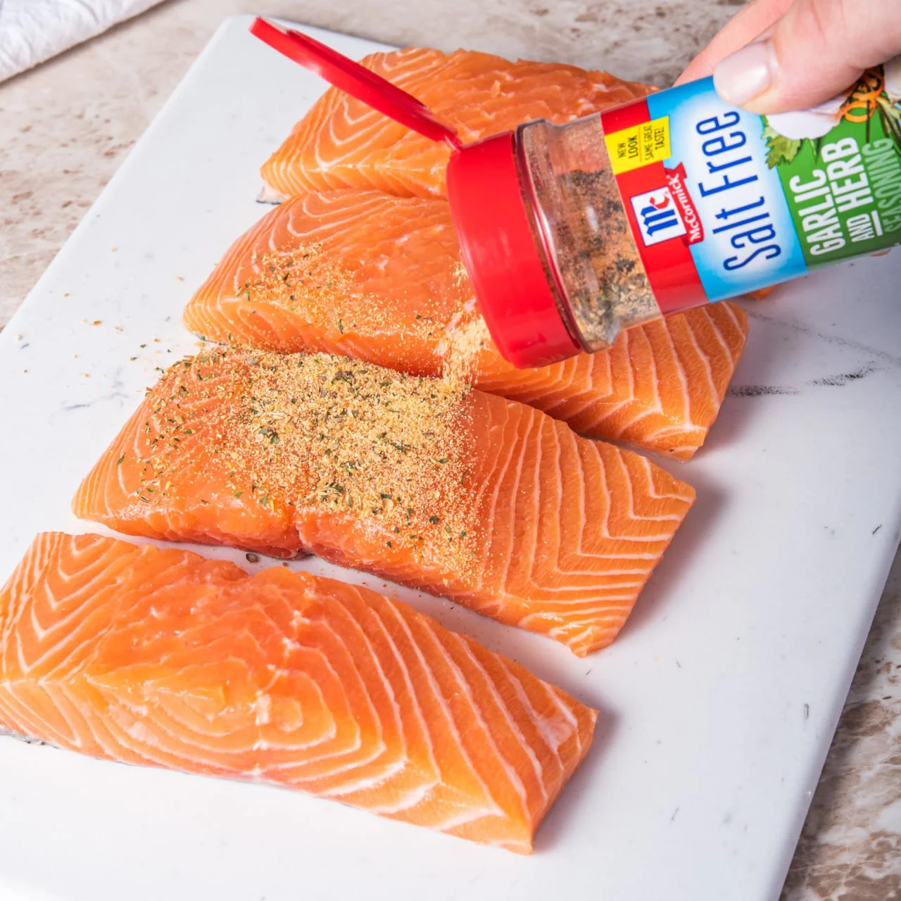 McCormick® Salt Free Garlic and Herb Seasoning, 4.37 oz - Image 6