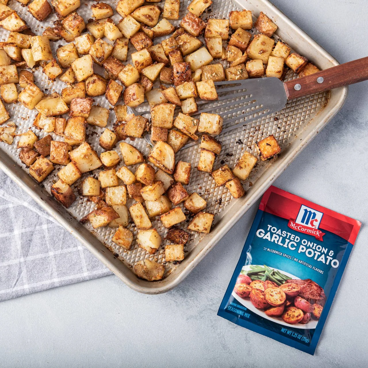 McCormick® Toasted Onion & Garlic Potato Seasoning, 1.25 oz (6-Pack) - Image 2