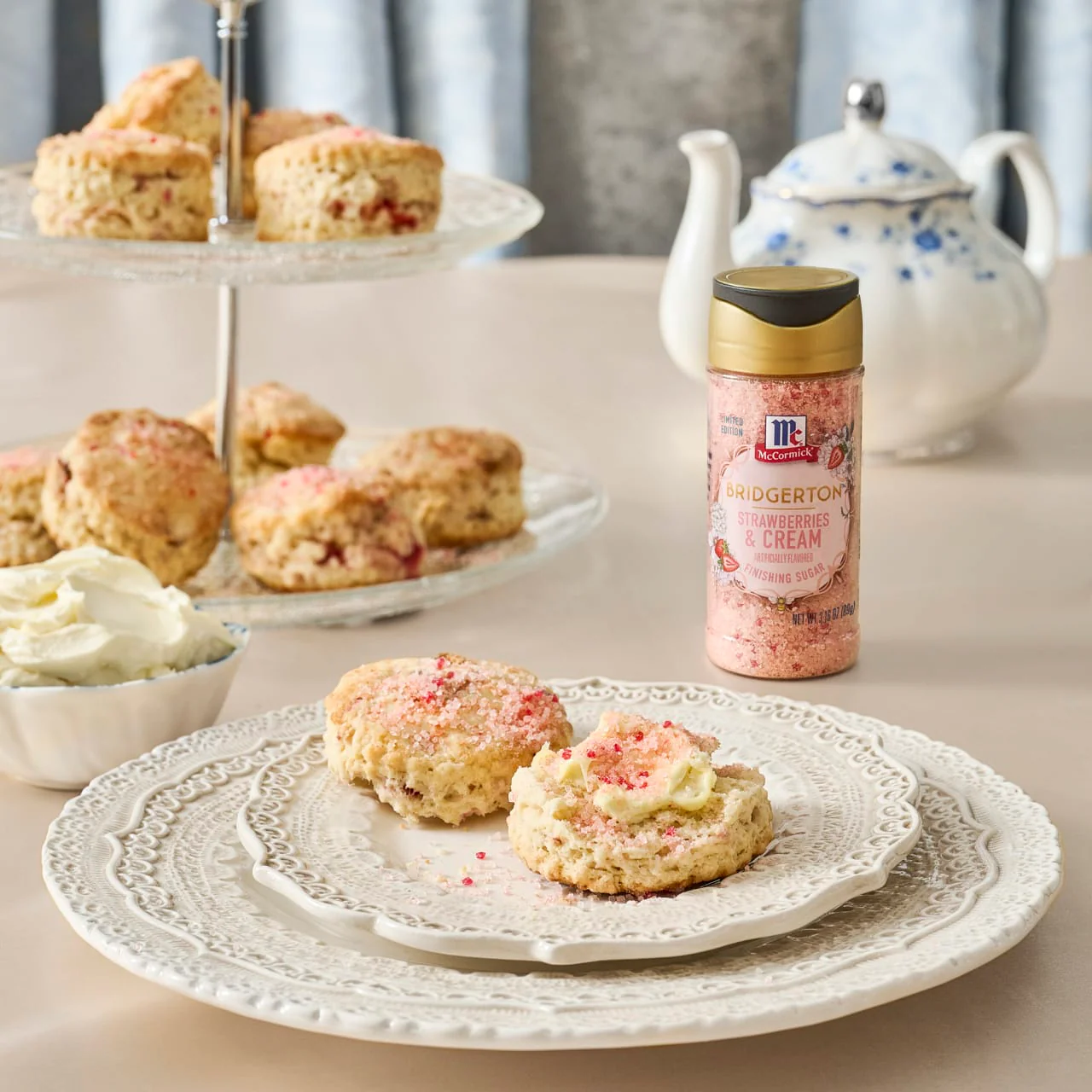 McCormick® Strawberries & Cream Finishing Sugar, 3.16 oz - Image 12